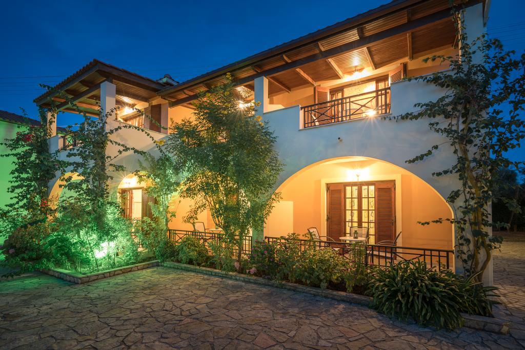 Olga Studios Vasilikí Exteriör bild